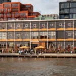 Café Restaurant De Baanderij geopend op de NDSM-werf