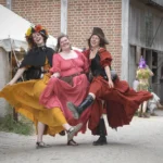 Sfeervolle Midzomer Fair trekt bezoekers naar Museumpark Archeon